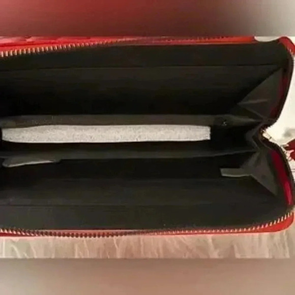 NWT! BOUTIQUE QUILTED BLING WALLET WRISTLET - Picture 5 of 6